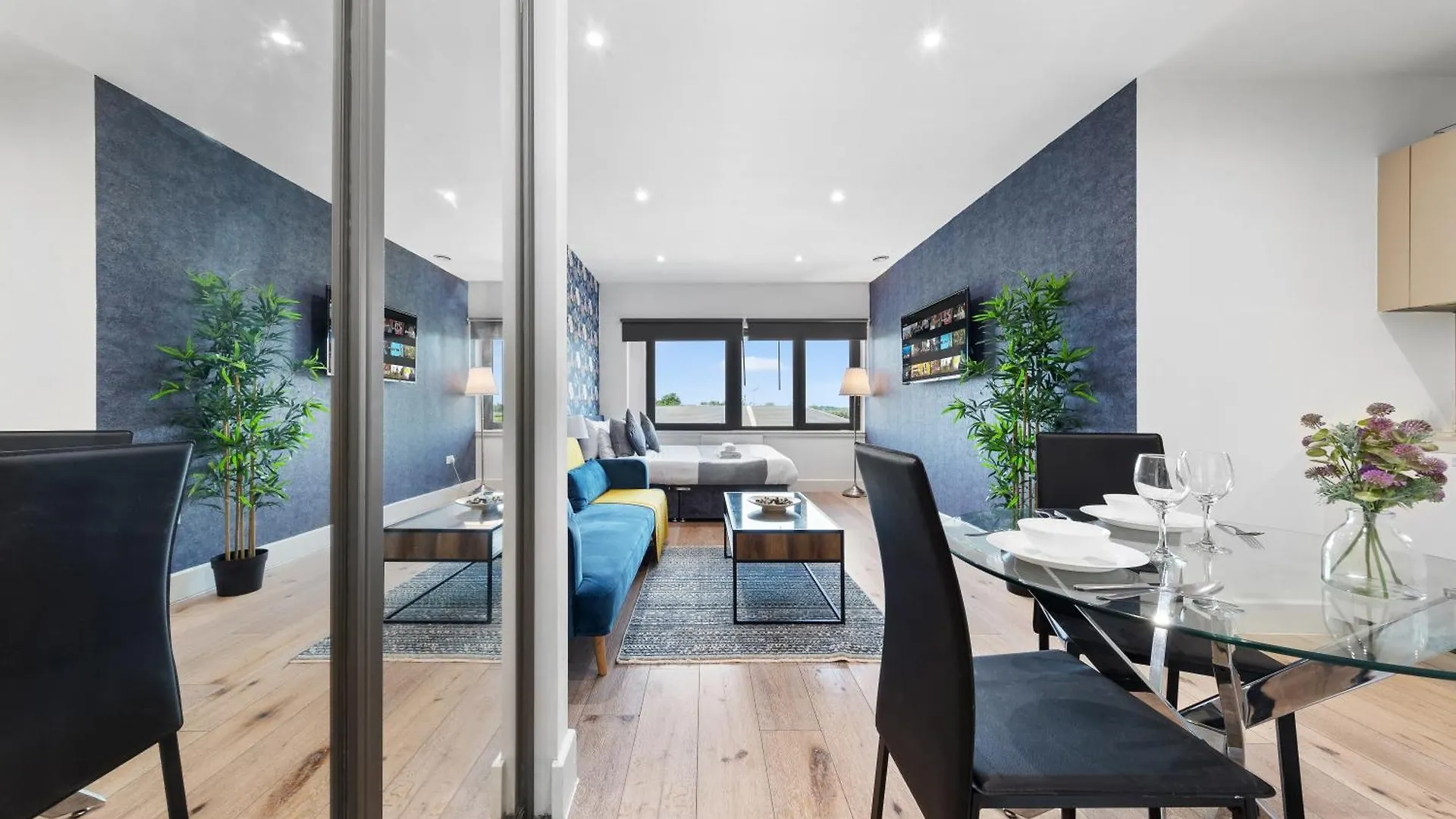Apartment Modern One Bedroom Flat - Sleeps 5 -Near Heathrow - London Ub3